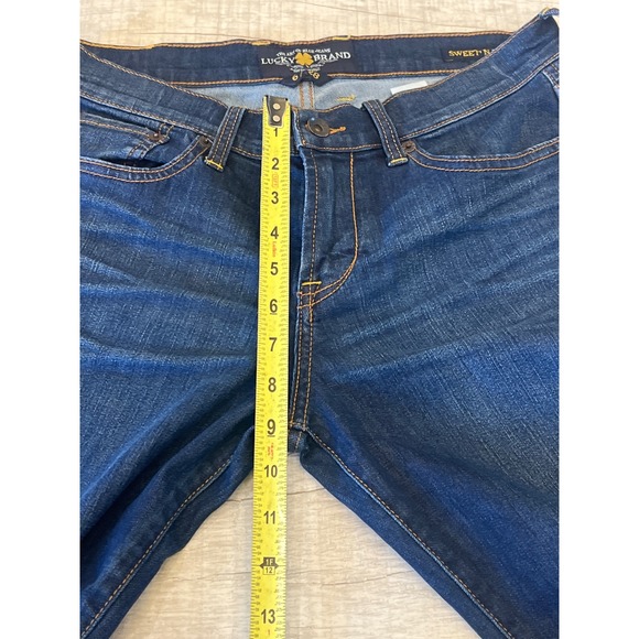 Lucky Brand Sweet N Low Womens Jeans Size 6/28 Dark Wash Denim - Picture 3 of 11